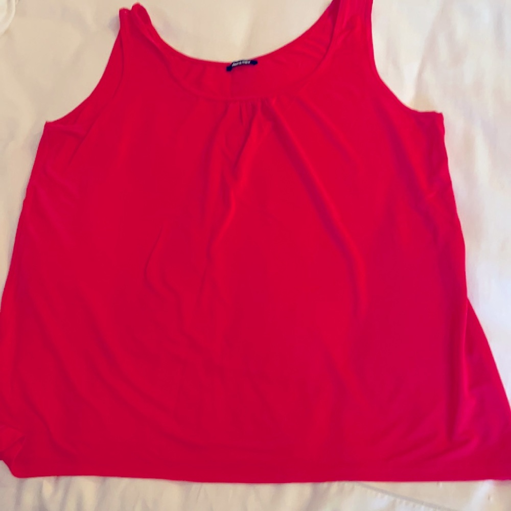 Coral tank top